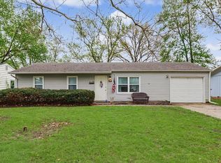2405 Lawndale Dr, Champaign, IL 61820