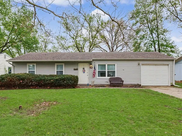 2405 Lawndale Dr, Champaign, IL 61820