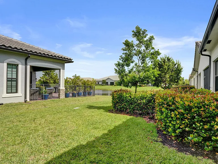 6336 W Blue Spring Dr — Photo 21