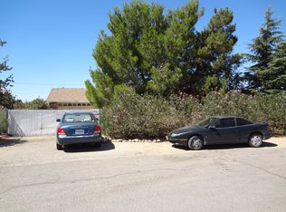 11400 Hemlock Rd, Hesperia, CA 92345