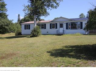 8 Beedybrook Ln, Dixfield, ME 04224