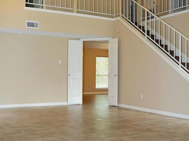 3703 Embarcadero Dr — Photo 13