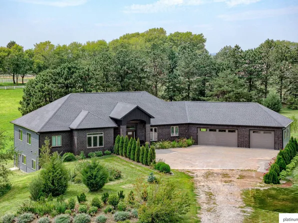 245 N 148th St, Lincoln, NE 68527