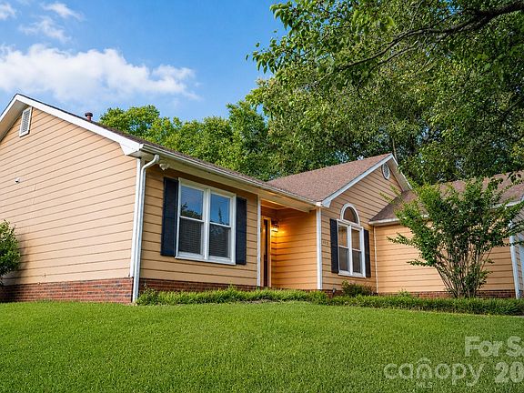 4th image of 11513 Waterflower Ln