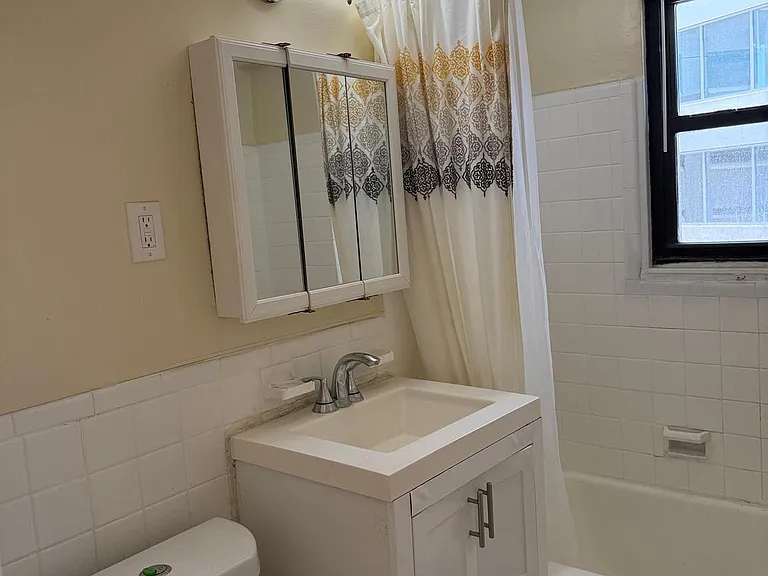 2141 I St NW #516 — Photo 14