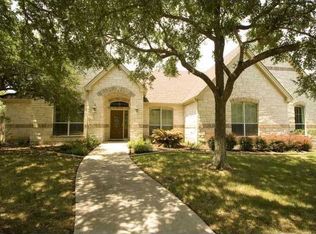 208 Ten Oaks Dr, Georgetown, TX 78633