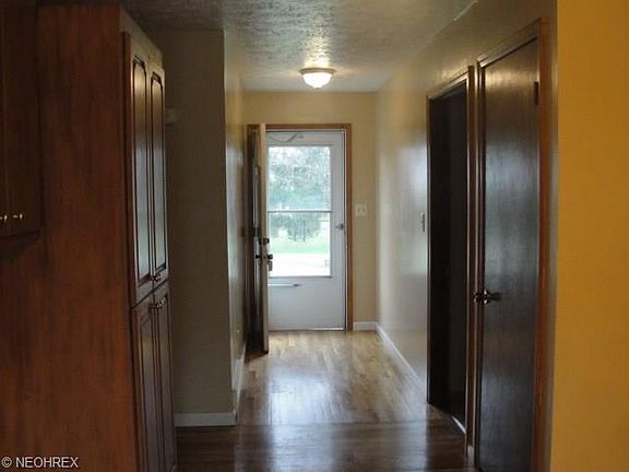 4th image of 21708 Westwood Dr