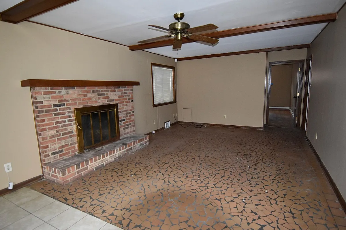 Building Photo - 3241 Westelle St