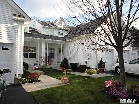 1st image of 32 Brookville Way