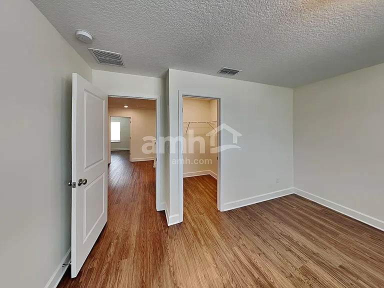 3058 Creek Village Lane Grn — Photo 13