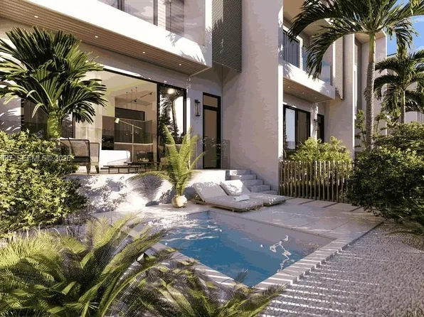 2840 NE 32nd St, Fort Lauderdale, FL 33306
