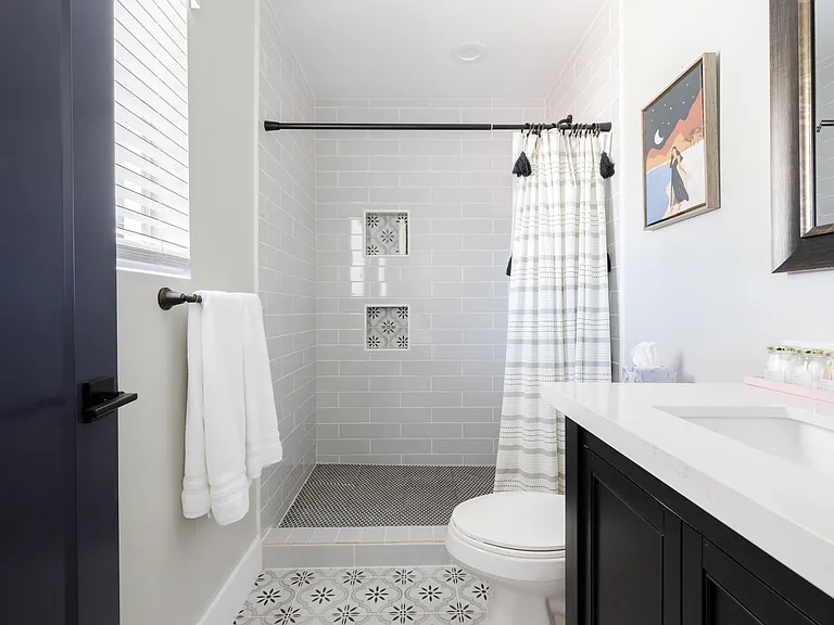 8602 E Edgemont Ave — Photo 23