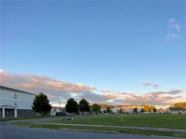 1781 Independence Sq #2, Utica, NY 13502