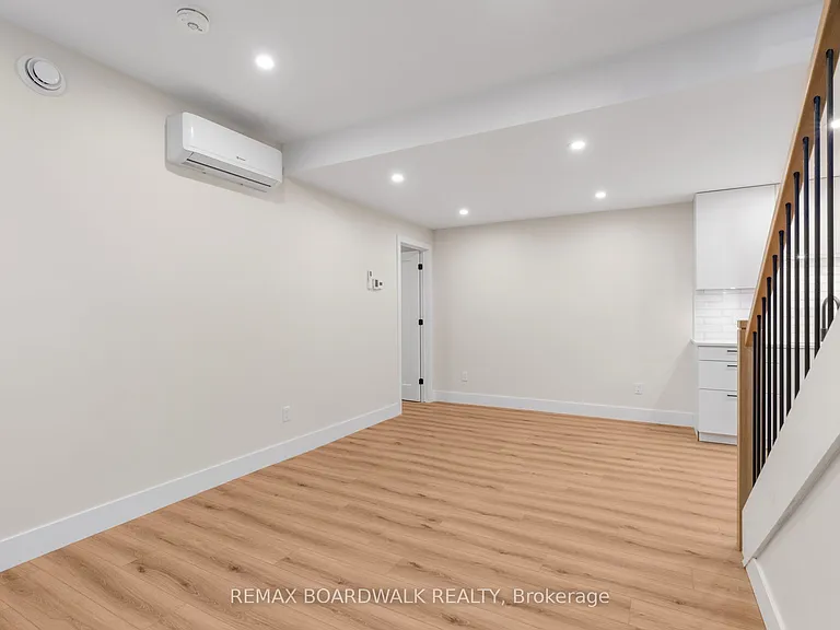 1348 Avenue Q #B — Photo 9