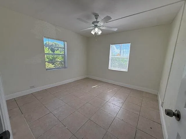 1913 Division Ave #102 — Photo 19