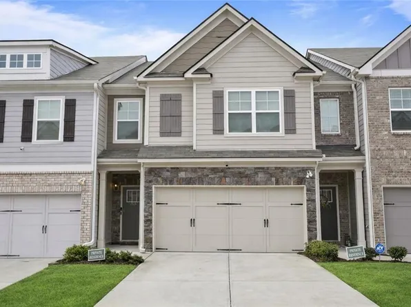 7637 Avalon Blvd, Fairburn, GA 30213