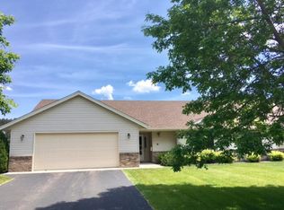 118 Brookview Ct NW, Isanti, MN 55040