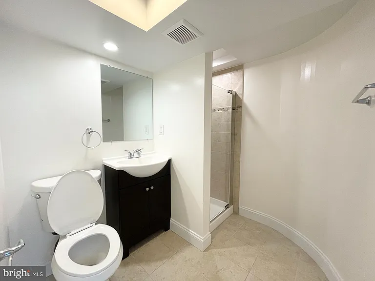 2527 Waterside Dr NW — Photo 23