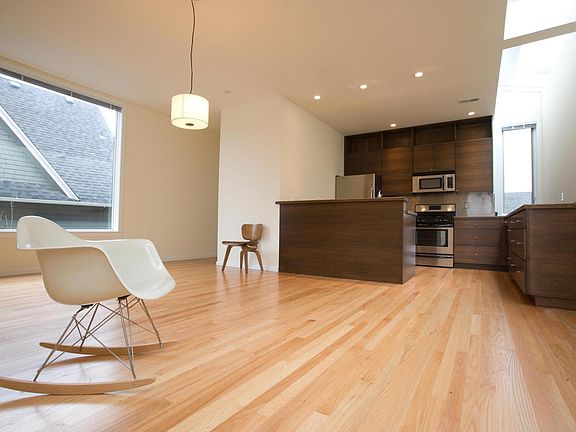 Open kitchen floor plan