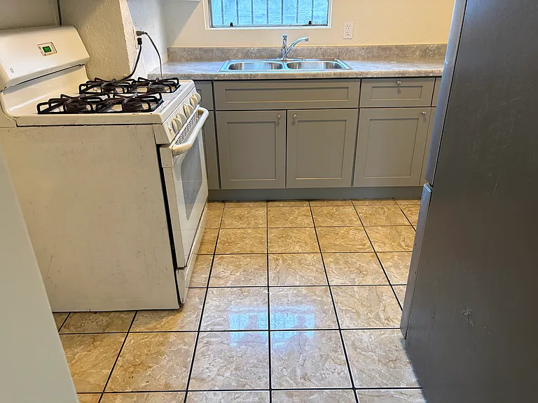 15404 S Atlantic Ave #1 — Photo 3