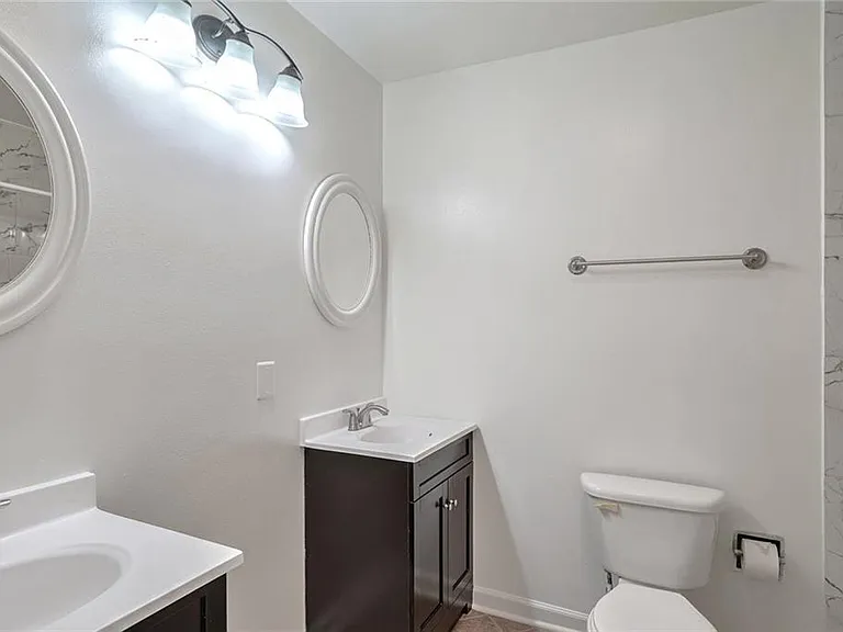 2741 Chelsea Dr — Photo 13