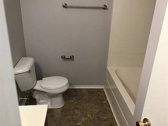 1313 Cherokee Rose Ln — Photo 16