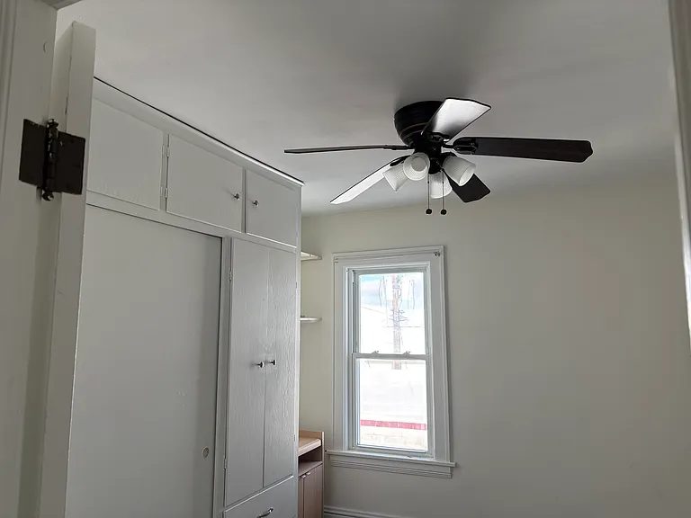 56 Northfield Rd #UP — Photo 7
