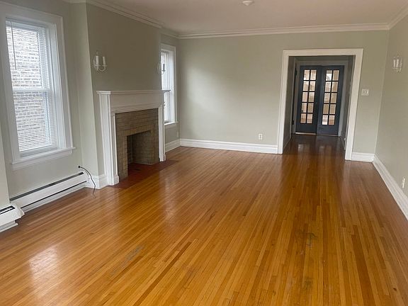 3rd image of 4933 W Cuyler Ave