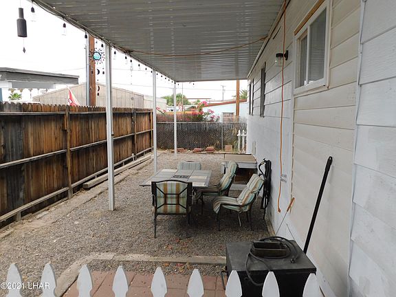 5th image of 313 N Moonlight Dr