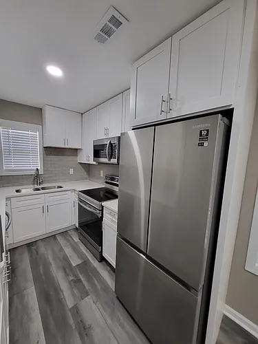 524 S Beltline Blvd Photo 1