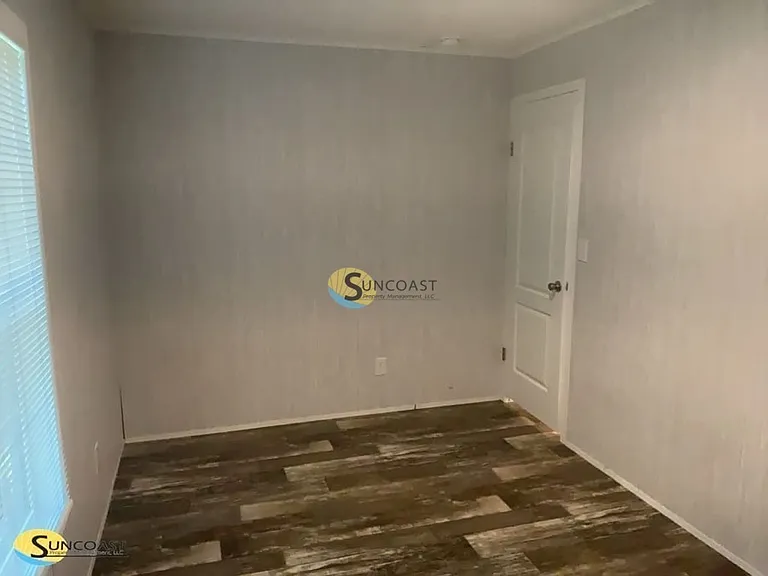 5870 Patterson Ave — Photo 11