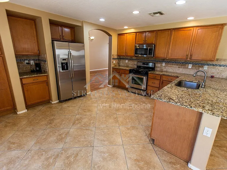 4323 E Ivanhoe St — Photo 12
