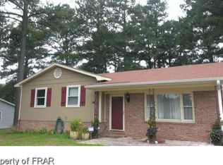 6512 Green Meadow Rd, Fayetteville, NC 28304