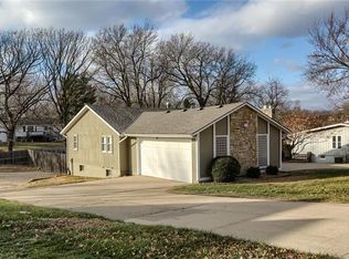 11913 Mar Bec Trl, Independence, MO 64052