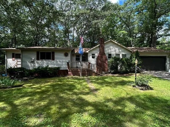 1018 S 12th St, Au Gres, MI 48703