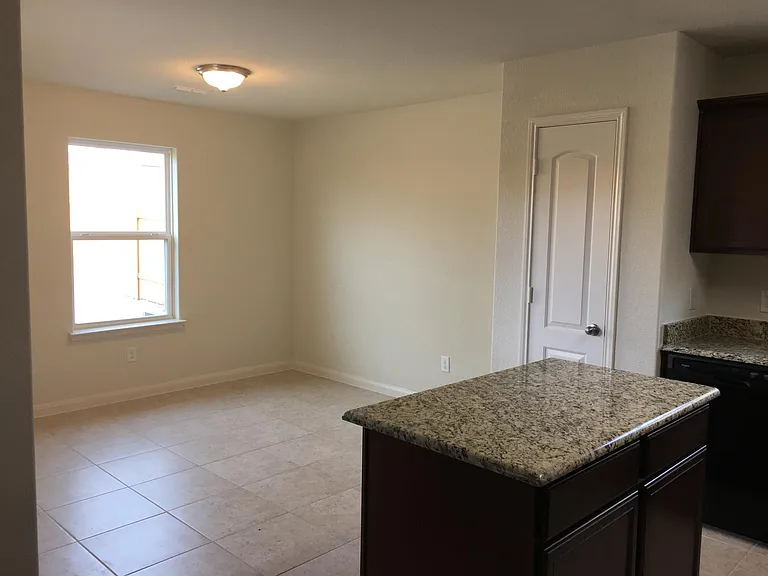8925 Blackhaw St — Photo 9