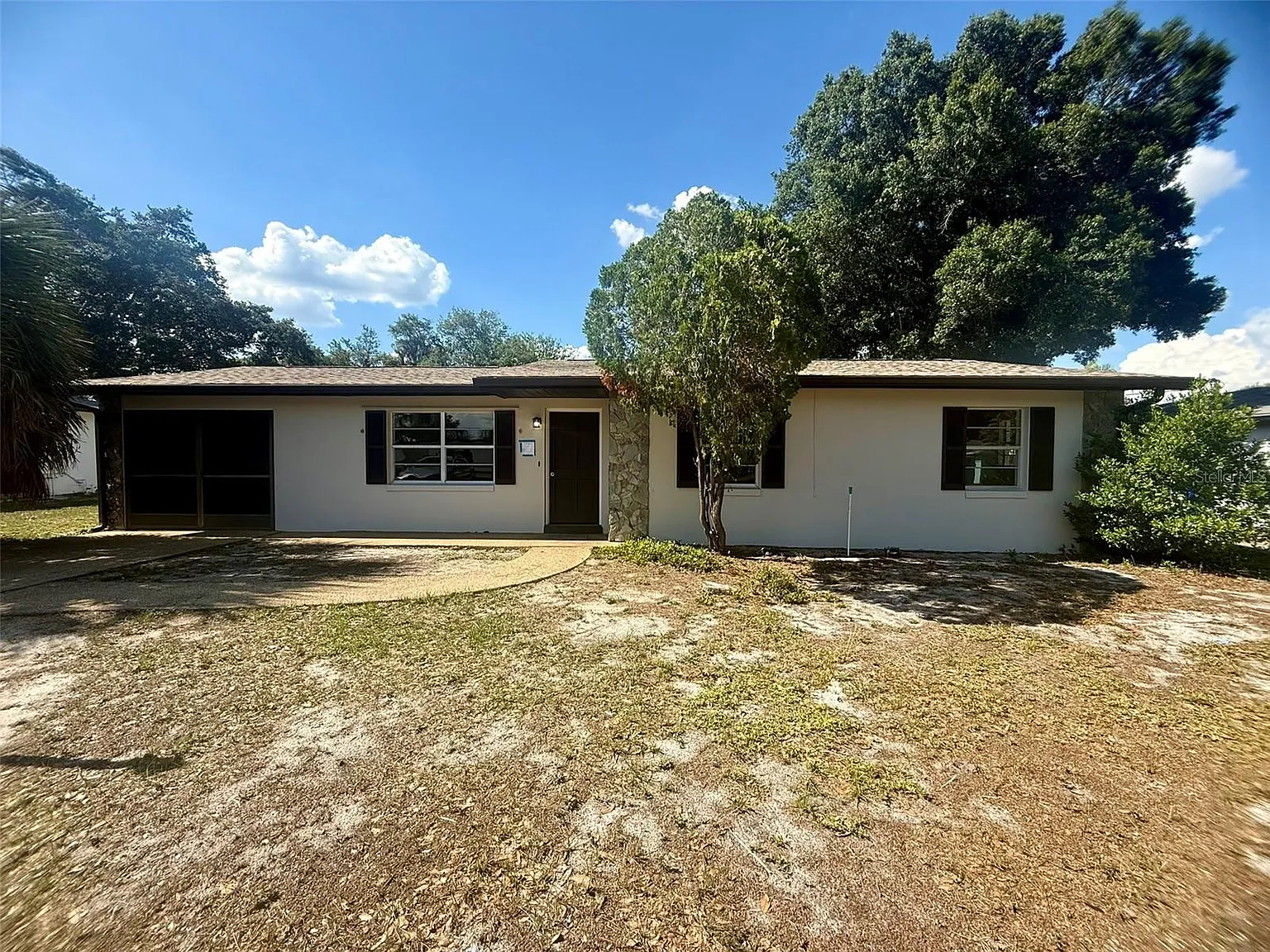 3 bed, 1203 sqft, $1,800 — Photo 2