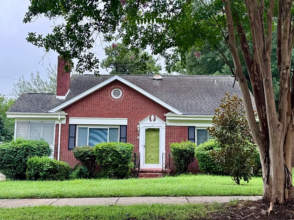 1709 Patton Ave