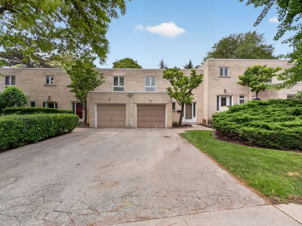 115 Mill Rd, Toronto, ON M9C 1X9