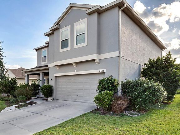 3rd image of 2608 Limerick Cir