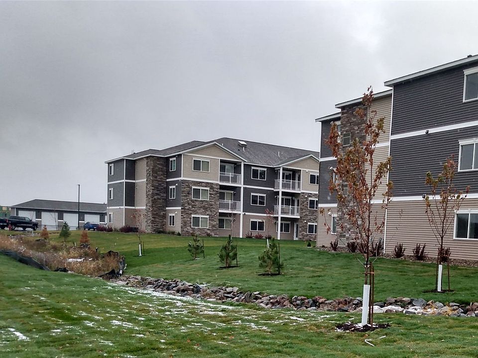 1st image of 235 20th St SE APT 111