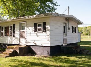 616 Oxbow Dr, Barryton, MI