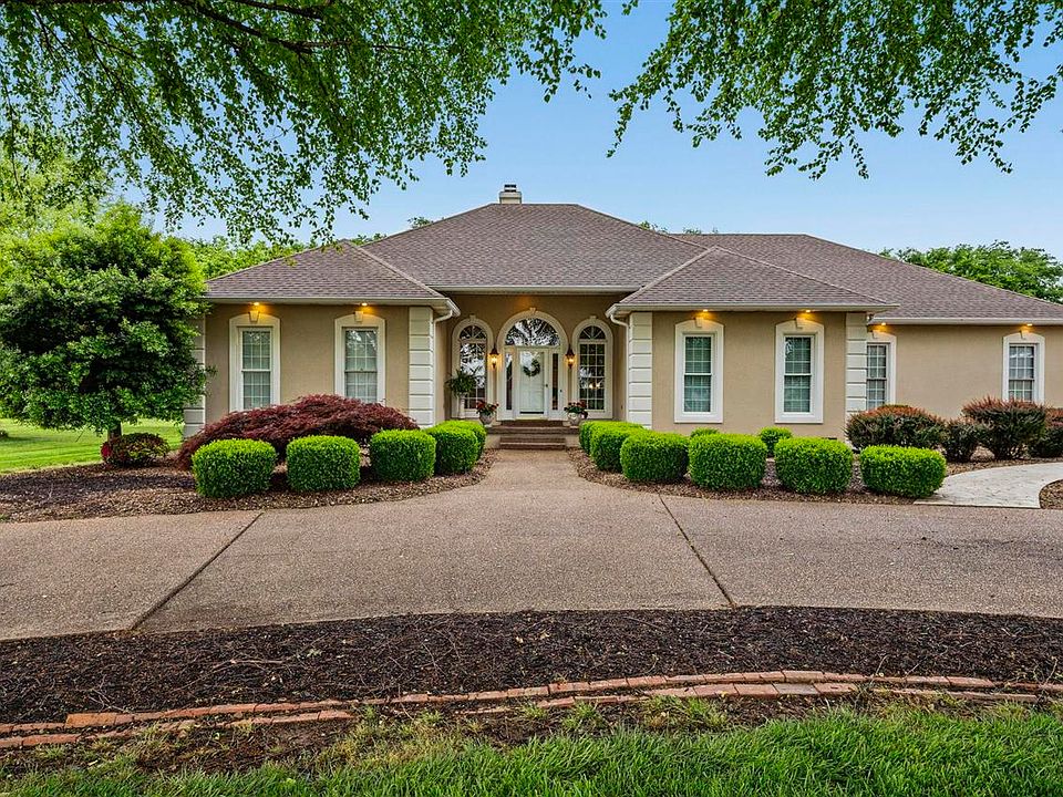 1st image of 148 Keeneland Ct