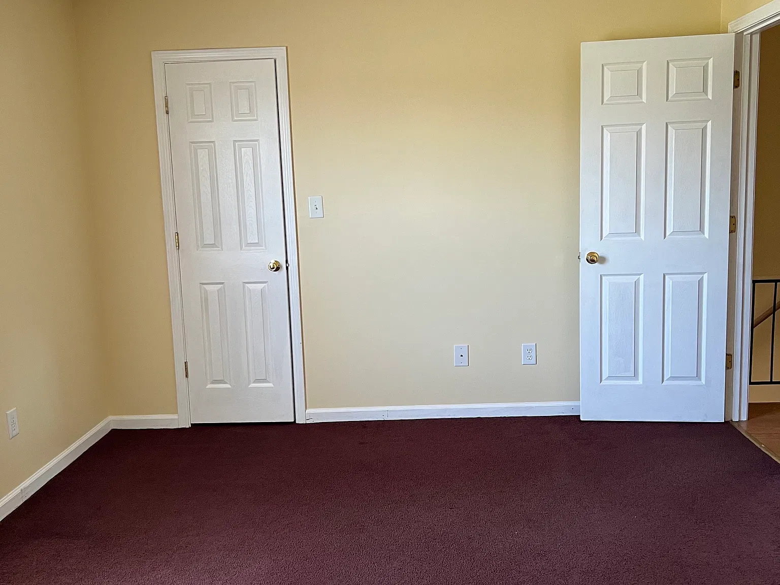 987 Birch St — Photo 4