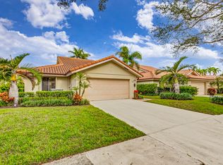 2865 Farragut Ln, West Palm Beach, FL 33409