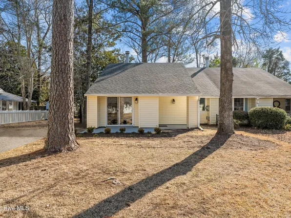 1014b Kings Way, New Bern, NC 28562