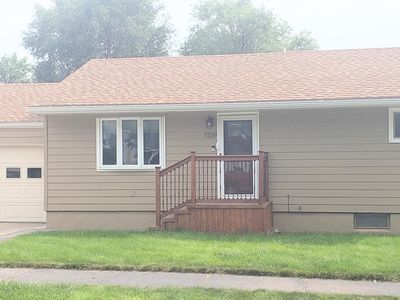1109 E Erskine St, Pierre, SD, 57501