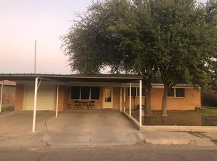 2116 Country Club Dr, Pecos, TX 79772