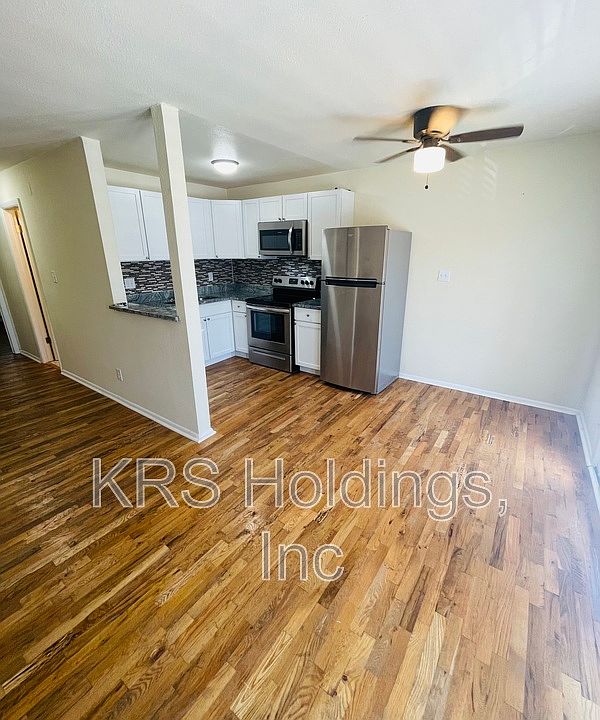 1st image of 946 W Ocean View Ave APT 10