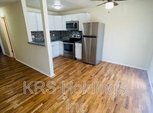 946 W Ocean View Ave APT 10, Norfolk, VA 23503